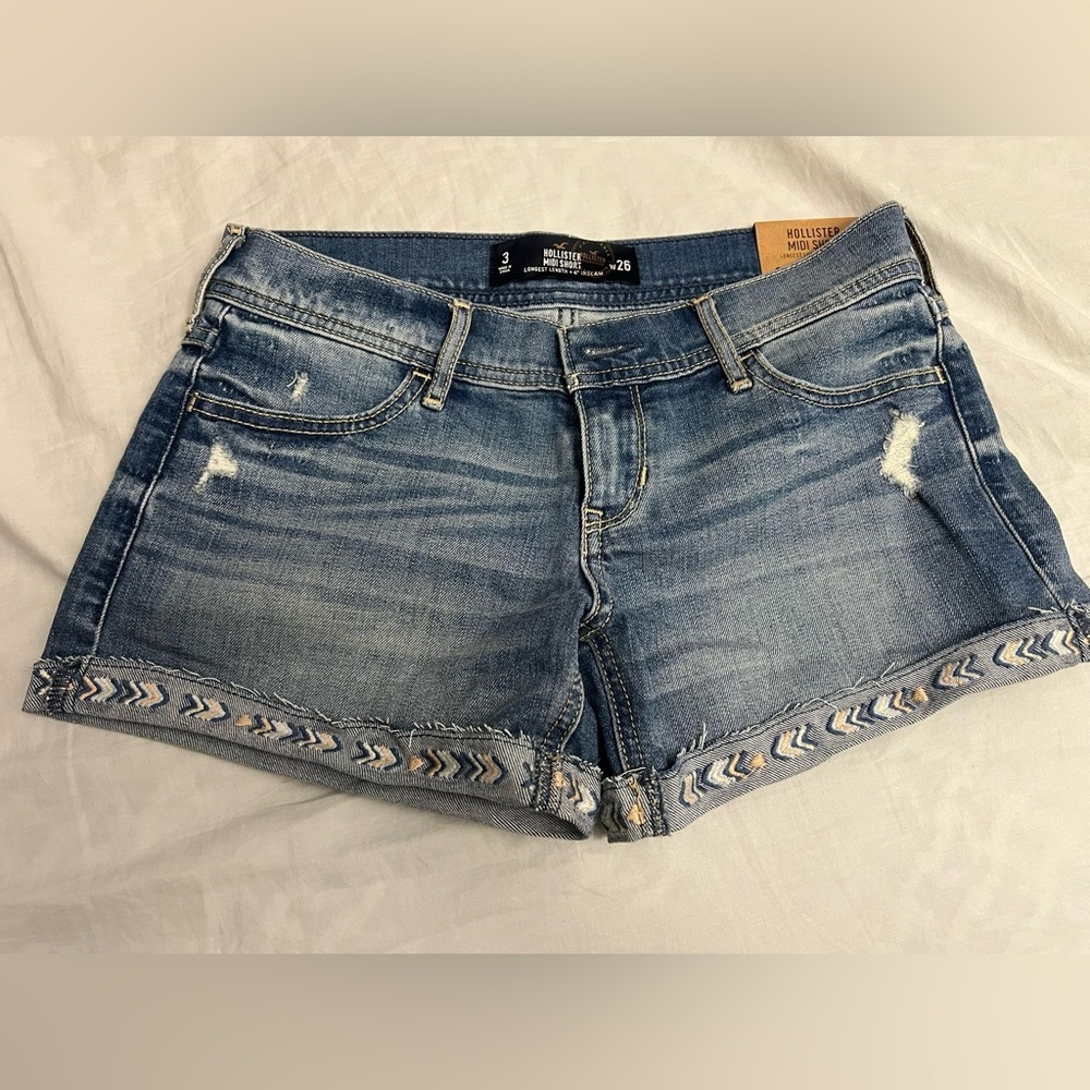 Hollister Women’s Mid Rise Embroidered Denim Shorts